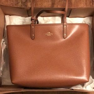 Coach Reversible City Tote NWT
